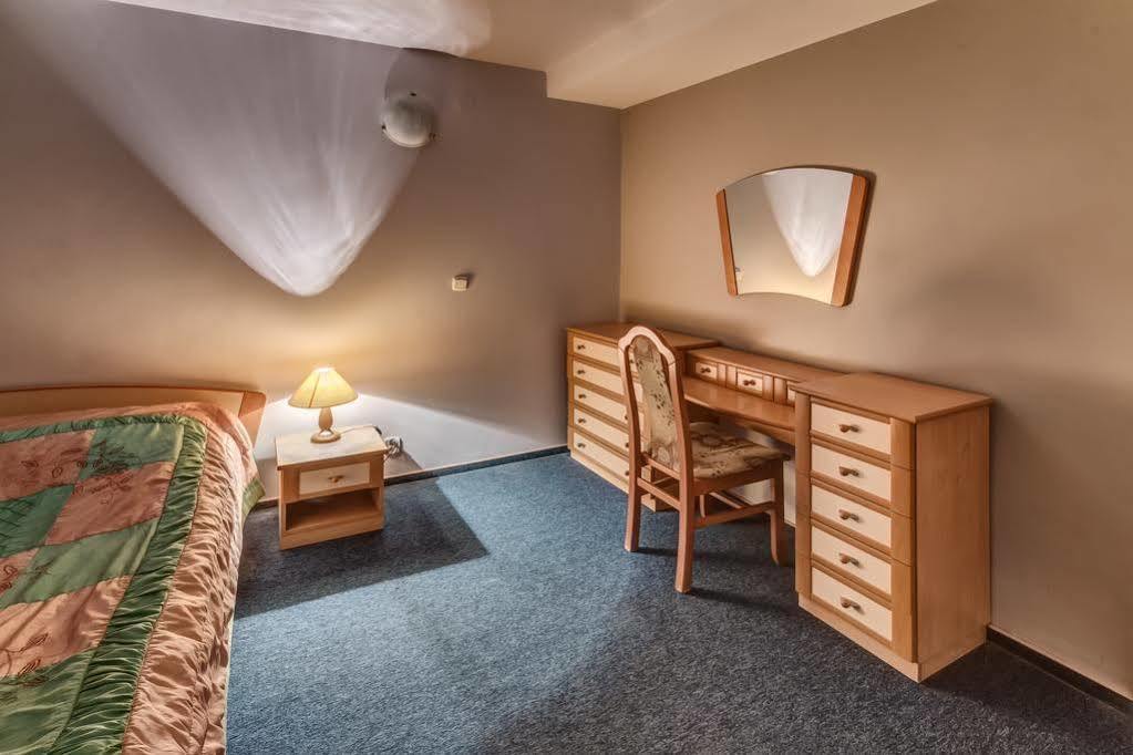 Hotel Kujawy Włocławek Kültér fotó